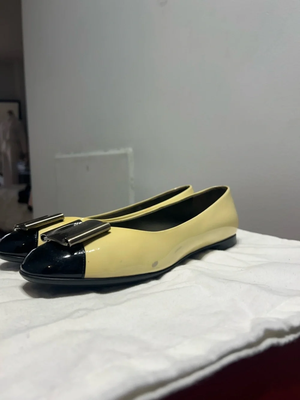 Ferragamo Ballet Flats Vara Bow Logo Hardware Size 9.5-10 US / 40-41 EU - Picture 2 of 16